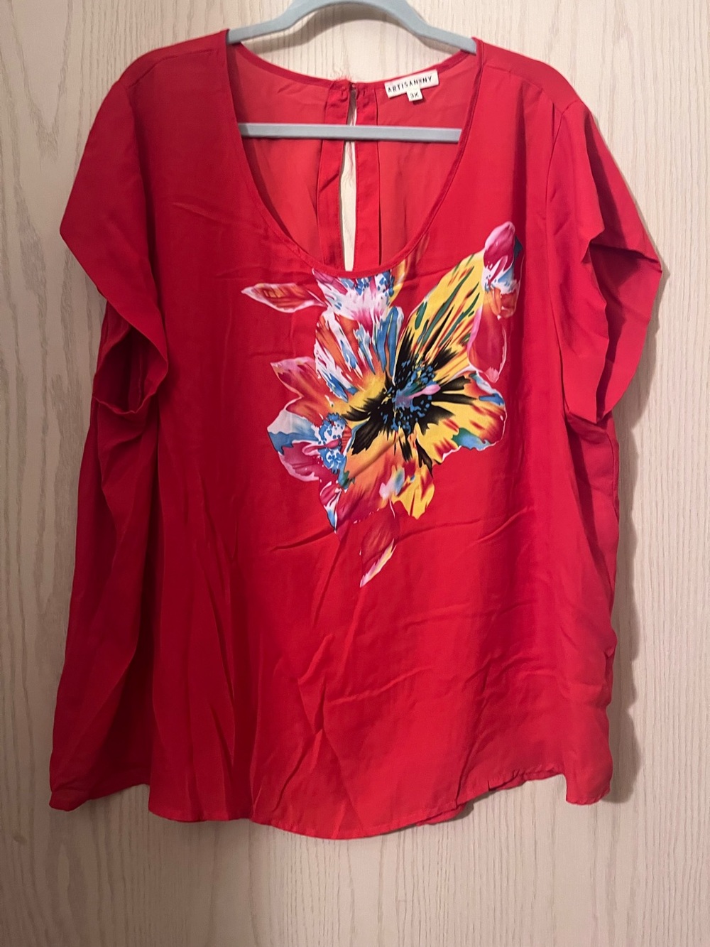 Artisan NY Bright Red Floral Scoop Neck Women's Top